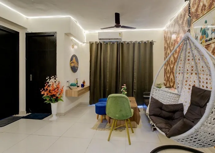 City View Stay By Royal Rooms Noida