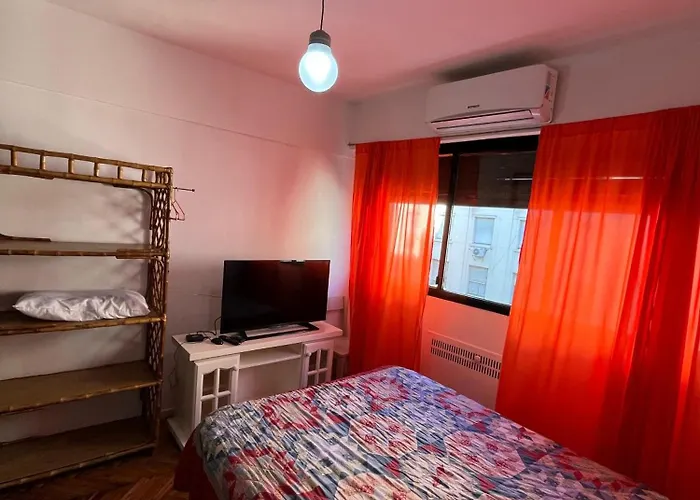 Quinto Piso A La Calle, Comodo, Equipado, Luminoso Y Bien Ubicado Buenos Aires
