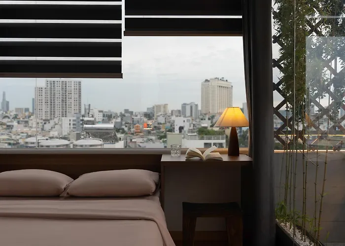 Majestic 2Br Apt Penthouse Skyline & River Views Ho-Chi-Minh-Stadt
