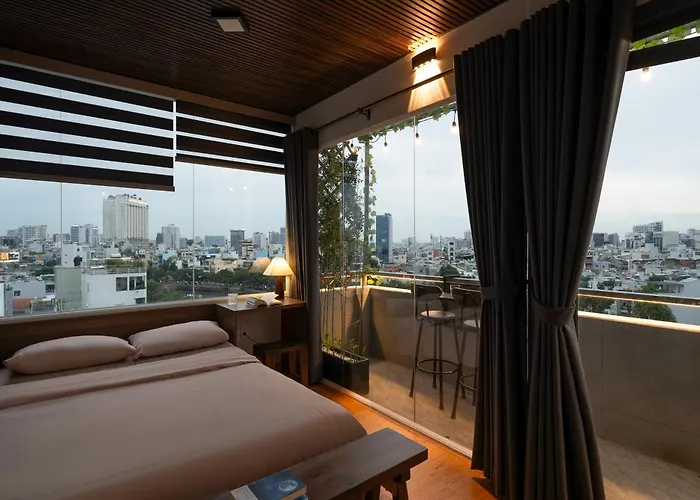Majestic 2Br Apt Penthouse Skyline & River Views Ho-Chi-Minh-Stadt