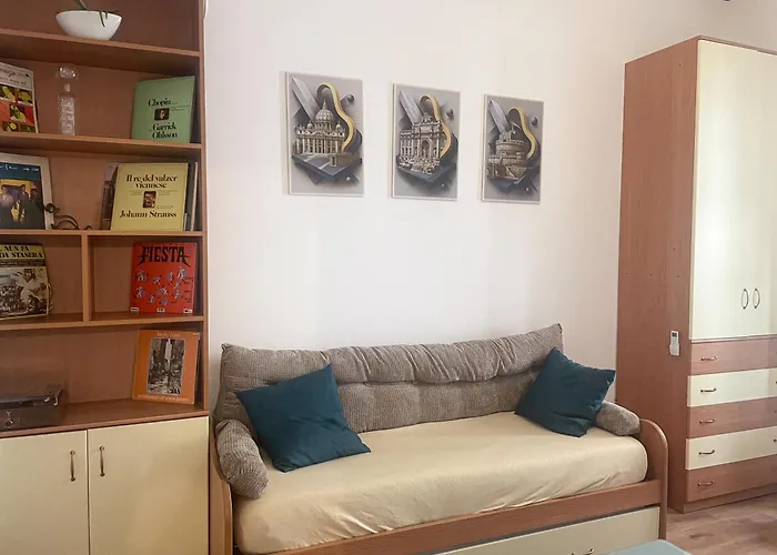 Rm555 Elegant Apartment Rom