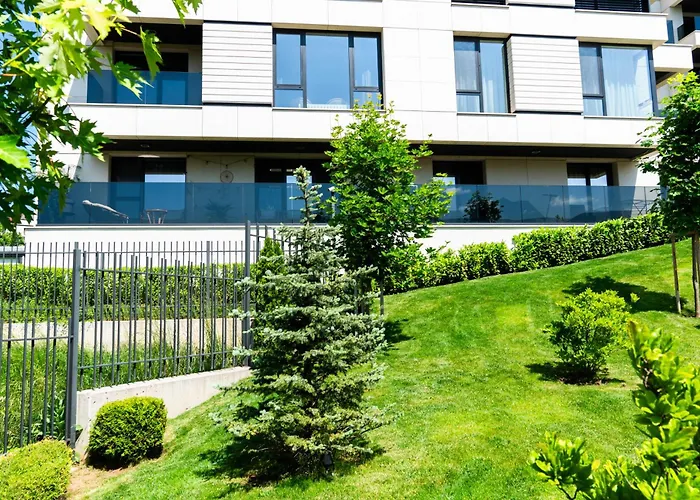 Ferienwohnung Business Park Premium, 2B Lux Flat, Free Garage Sofia