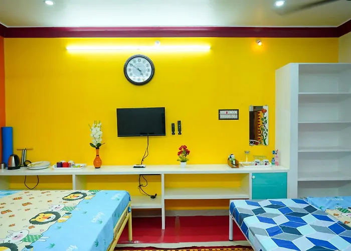 Shriram Guest House Jāmb