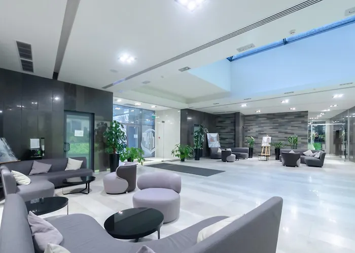 Ввв!3-143 Central Park, John Mccain 7, Kyiv Centre, Fantastic City View, 15 Kw Backup Power, Petrovdom Apartment