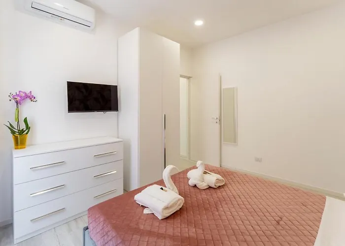 Stylish Vatican Stay - Wifi Metro Walk Everywhere Rom