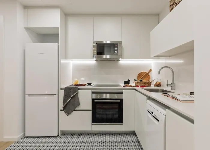 Cetara - 2 Bedrooms, Balcony And Terrace In Ciutat Vella Barcelona