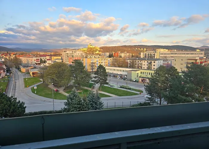Ferienwohnung Garsonka V Tn Trenčín