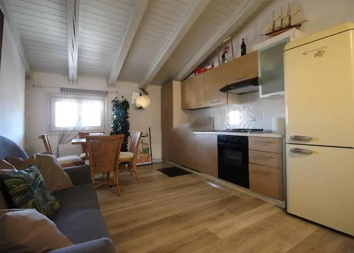 Ferienwohnung A Due Passi Dal Mare -Piazza Drago -4 Posti Letto Lido di Jesolo