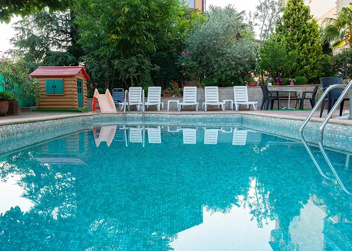 Family Hotel Mimosa Zarewo
