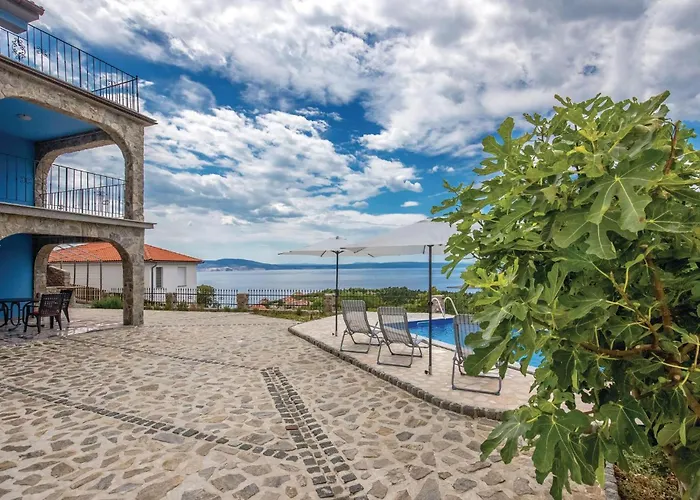 Awesome Apartment In Klenovica