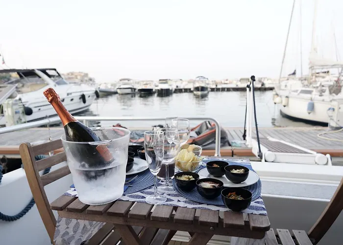 Hotel She's Mine Yacht Catania