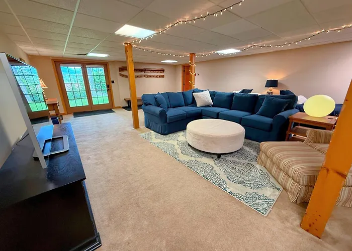 Cozy Forest Cottage Home With Convenient Ski Access - Dog Friendly! Bretton Woods