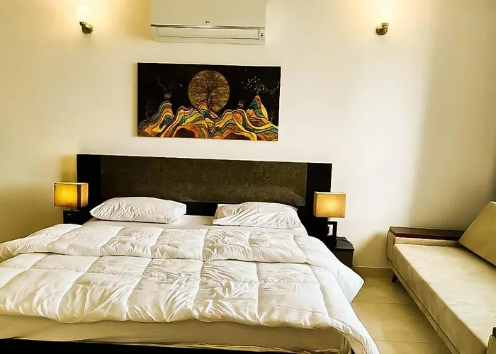 Luxury 2Br Apartment, Sea View Karatschi
