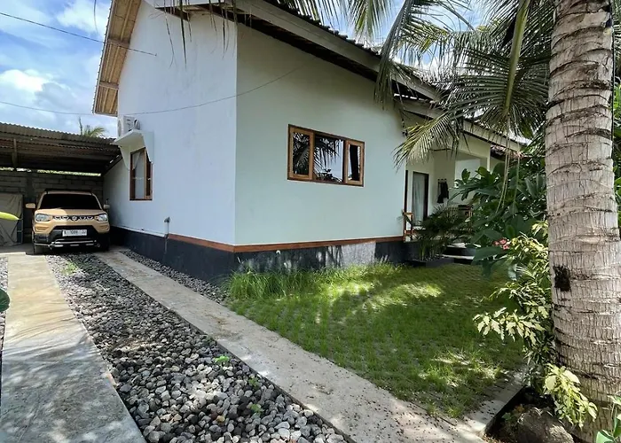 Cheerful 2 Bedrooms House Kuta 
