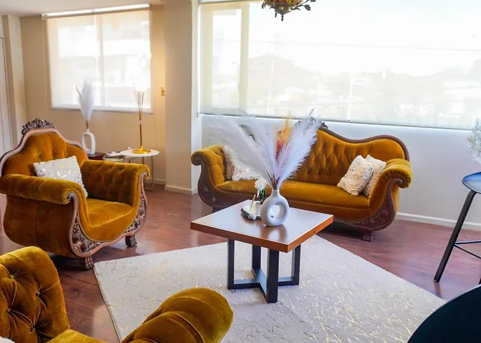 Ferienwohnung Departamento Centrico En Cuenca Con Terraza Y Parqueo Privado