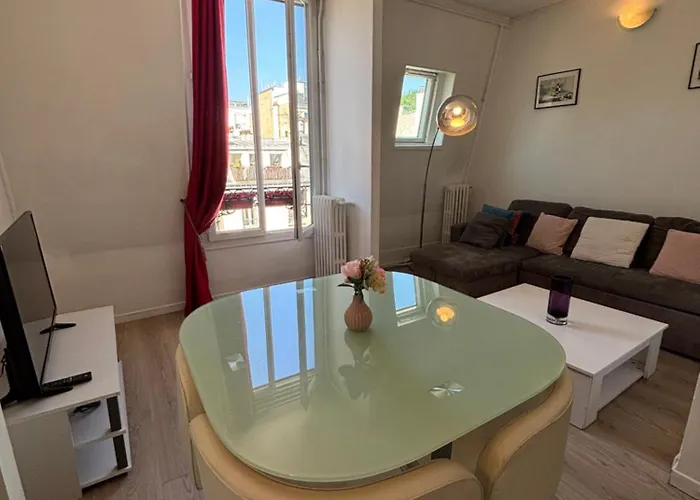 Appartement Colisee Champs Elysees Paris