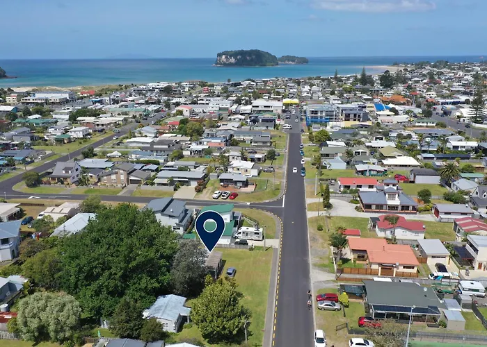 Aick202 - Aickin Classic Kiwi Whangamata