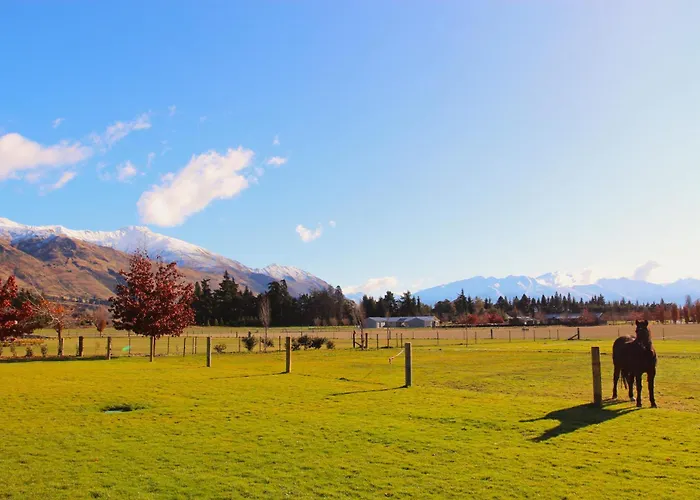 Villa Wanaka Mountain View