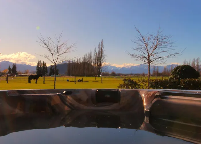 Villa Wanaka Mountain View