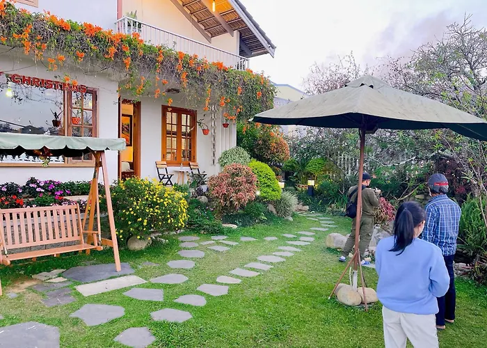 VANDAS ViLLa Đà Lạt