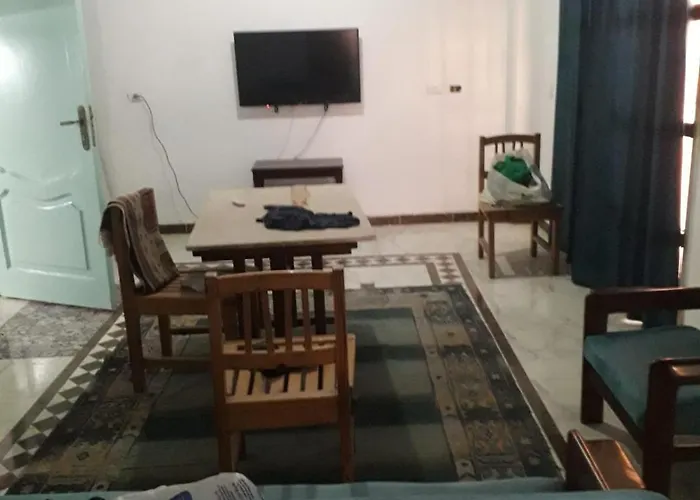 Villa 542 , Compound Golden Gates , Mokattam Kairo