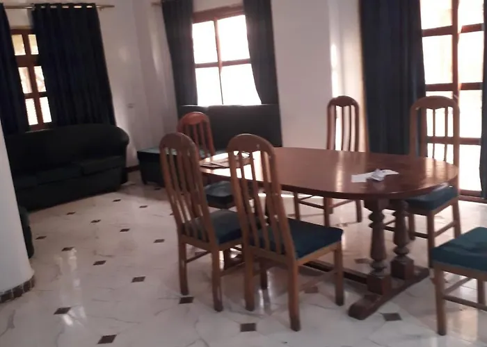 Villa 542 , Compound Golden Gates , Mokattam Kairo