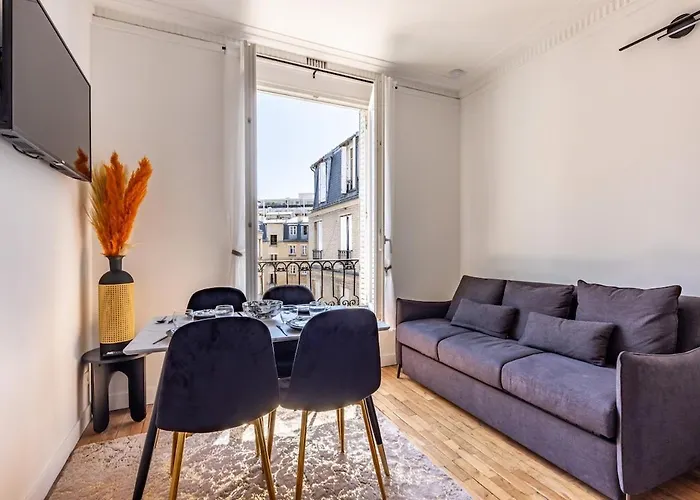 Ferienwohnung Modern 4-Star Flat , 8-Min Walk to Gare de Lyon Paris