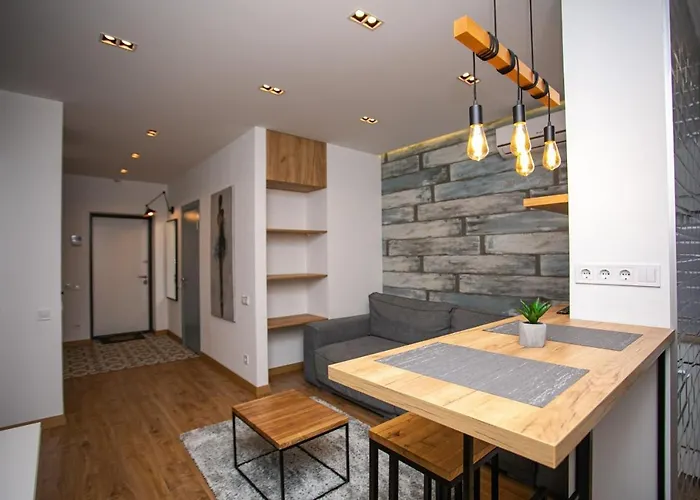 Ддд! 19-205 New York, Antonovycha 74, Kyiv Centre, Olimpiiska Metro Nearby, Fantastic City View, 15 Kw Backup Power, Petrovdom Apartment