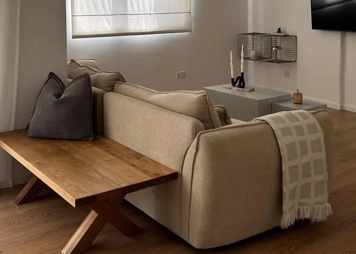 Themelio Living 2-Bed Apartment Nicosia City Centre