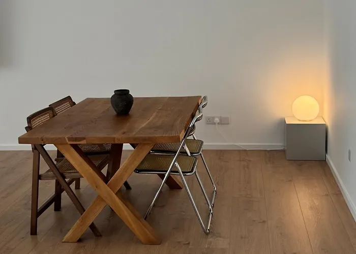 Themelio Living 2-Bed Apartment Nicosia City Centre