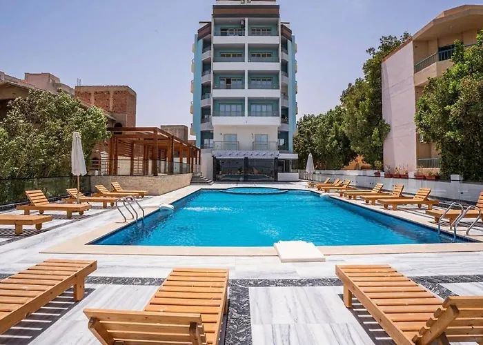 Balkan Beach Resort Hurghada