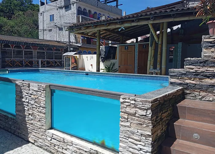 Maeo Suites Hotel Montañita