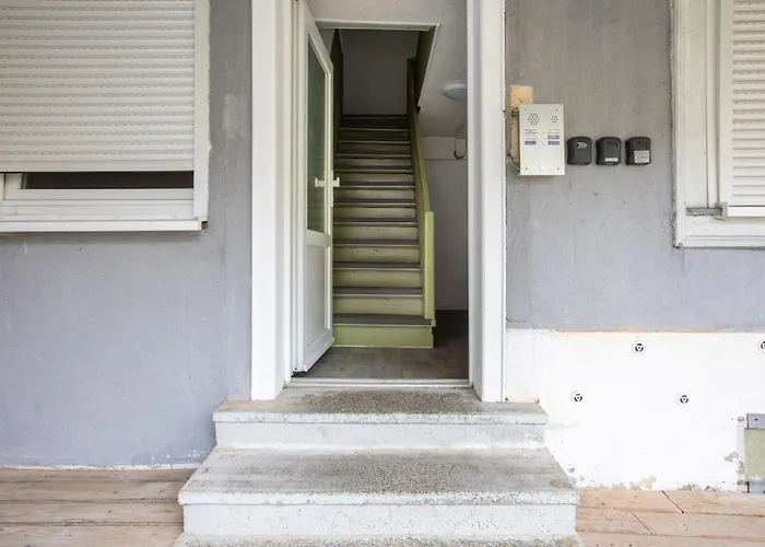 N1 Deluxe Bright Studio, Renovated, Free Parking, Mulhouse Centre