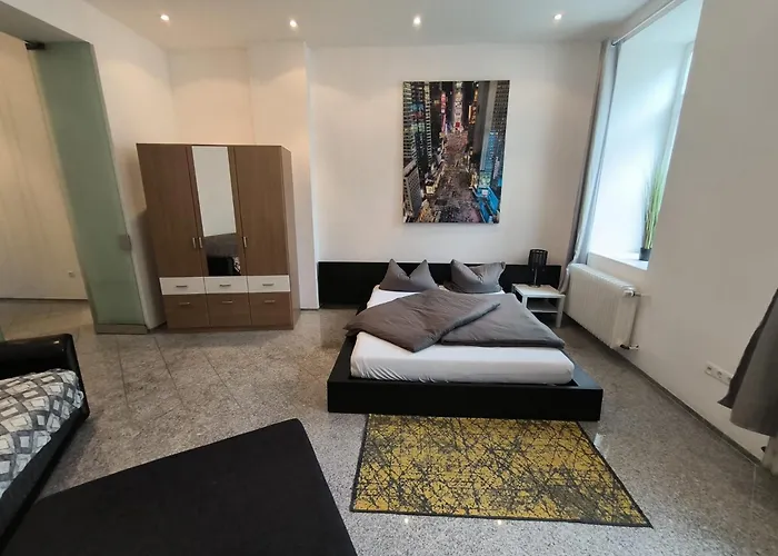 Downtown First Floor Apartment 6 Guests On Request Wilhelmstr 5 Min To Chio Aachen