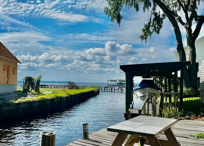 Villa The Sunset Cove - Hot Tub & Waterfront Peace St. Augustine
