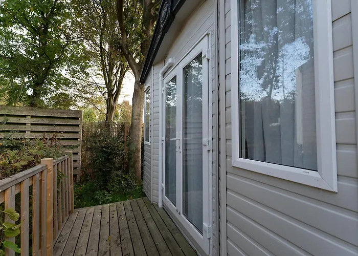 Chalet In Renesse Near Sandy Beaches