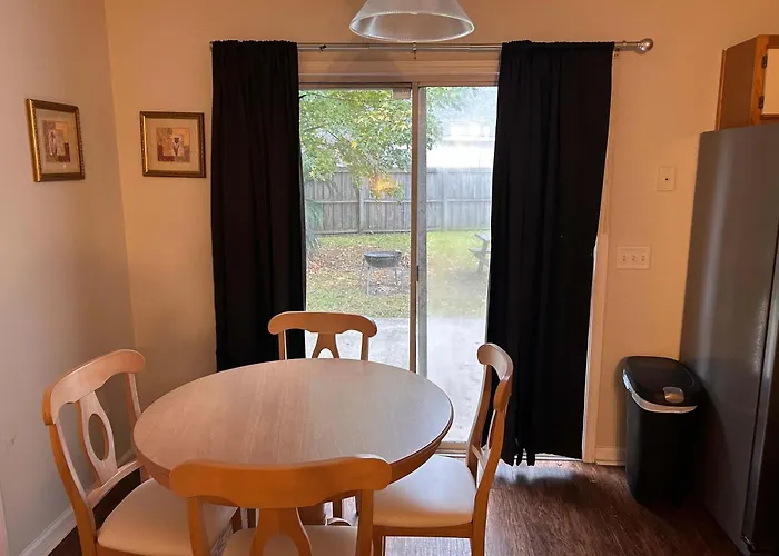 Villa Fenced Backyard & Grill Near Historic District Savannah