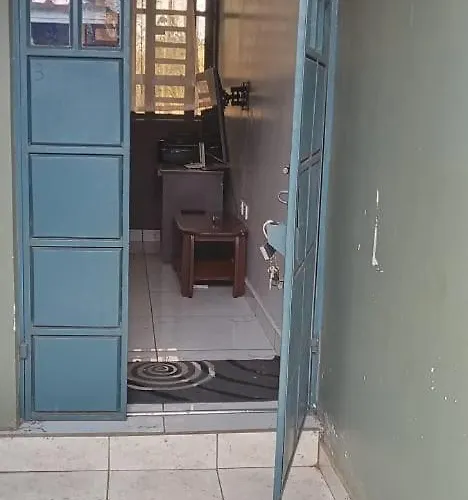 Ferienwohnung BEN's Arnb Gatunga
