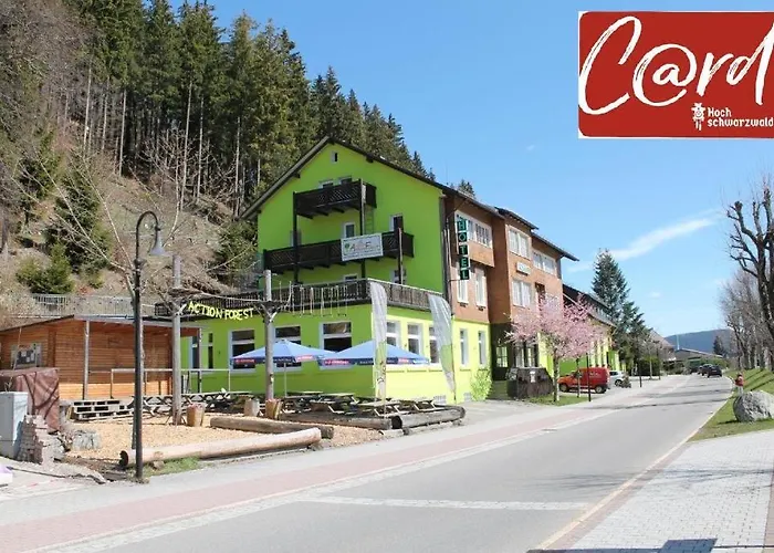 Action Forest Hotel - Kletterwald - Lasertag - nähe Badeparadies Titisee-Neustadt