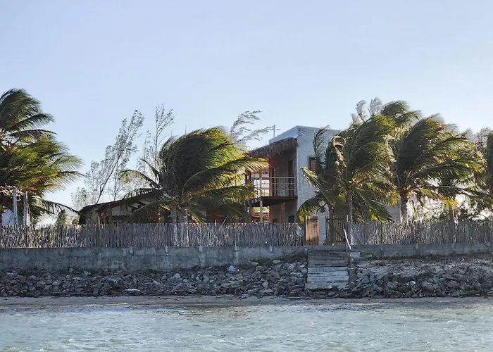 Casa Farol - Praia De Itarema, Ce