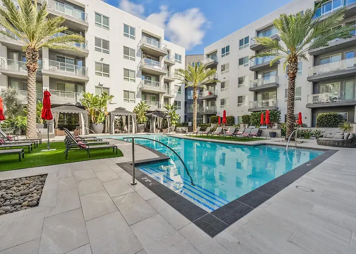 Global Luxury Suites Mission Valley East San Diego