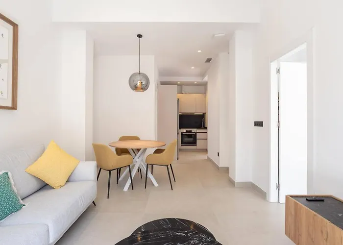 Deluxe 2 Bedroom Apartment Málaga