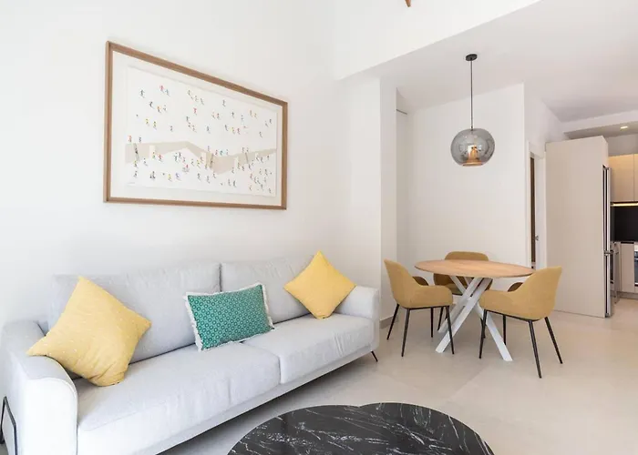 Deluxe 2 Bedroom Apartment Málaga