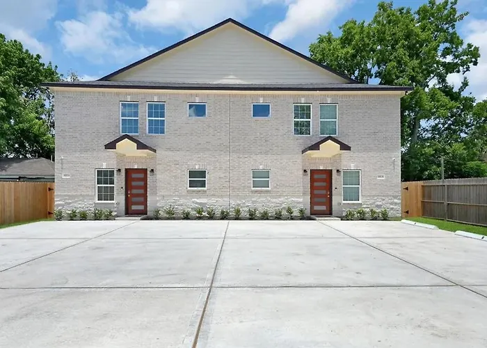 Ferienwohnung Gated Unit With Laundry L Near Nrg And Med Center And Hou Airport Houston