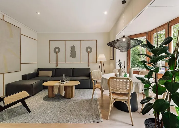 Izabal - 3 Bedrooms And Office In Eixample Esquerra Barcelona