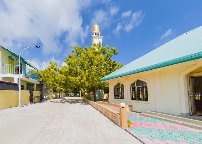 Ocean Villa Ukulhas Hotel & Spa