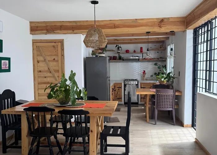 House With Pool 2 Minutes From The Beach Temblador