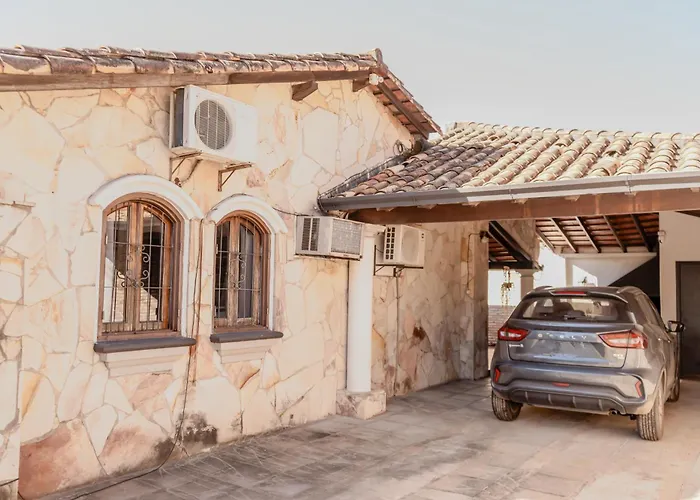 Villa Casa Bohemia Y Moderna A 5 Minutos Del Shopping Del Sol Asunción