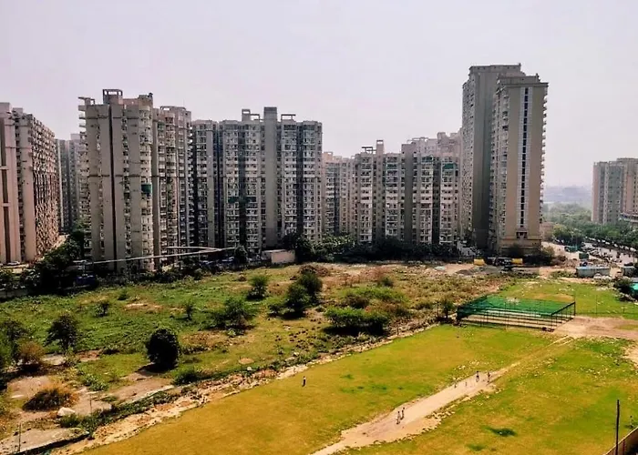 Naples Suite - Green Facing Park View Noida