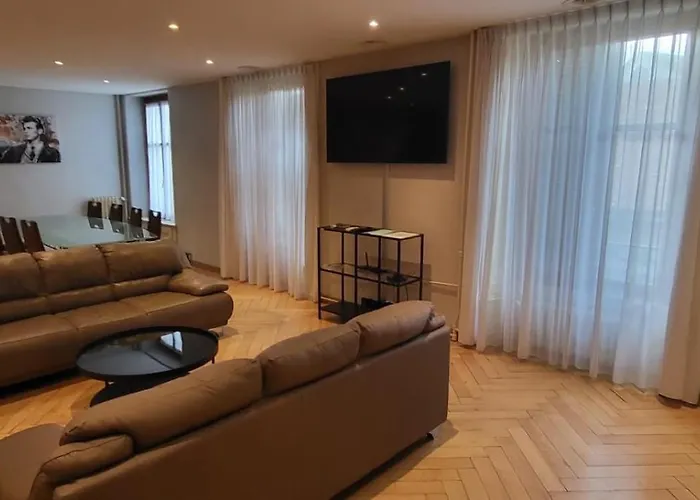 Ferienwohnung Luxueux 5 Pieces A Carouge Genf